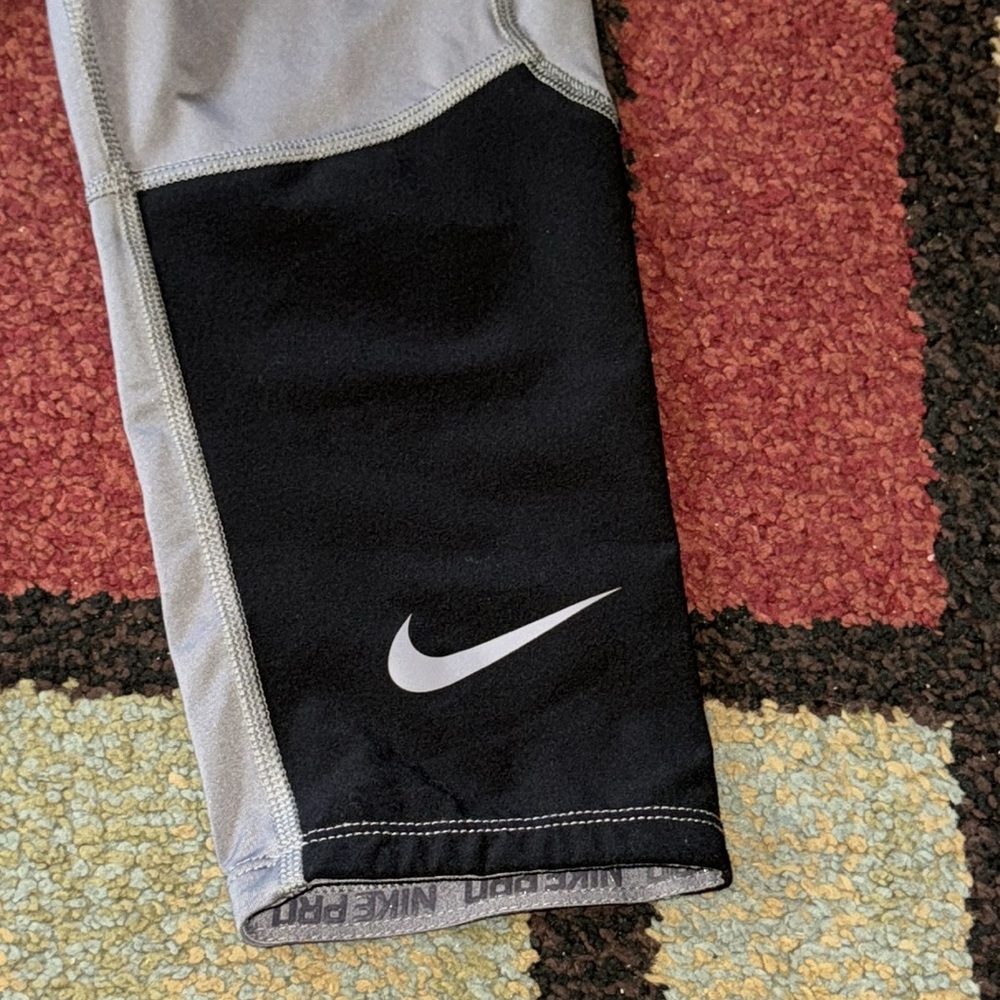 Youth Nike Pro‎ HBR 3/4 Compression Leggings - Picture 2 of 4